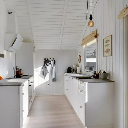 Semesterbostad Ilsi - 1-5km From The Sea By Interhome Blåvand