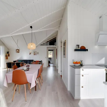 Ilsi - 1-5km From The Sea By Interhome Блаванн