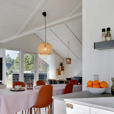 Ilsi - 1-5km From The Sea By Interhome