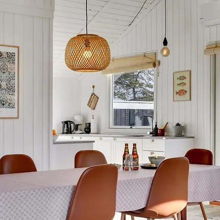 Semesterbostad Ilsi - 1-5km From The Sea By Interhome Blåvand