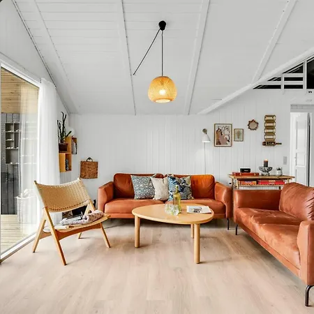 Ilsi - 1-5km From The Sea By Interhome *