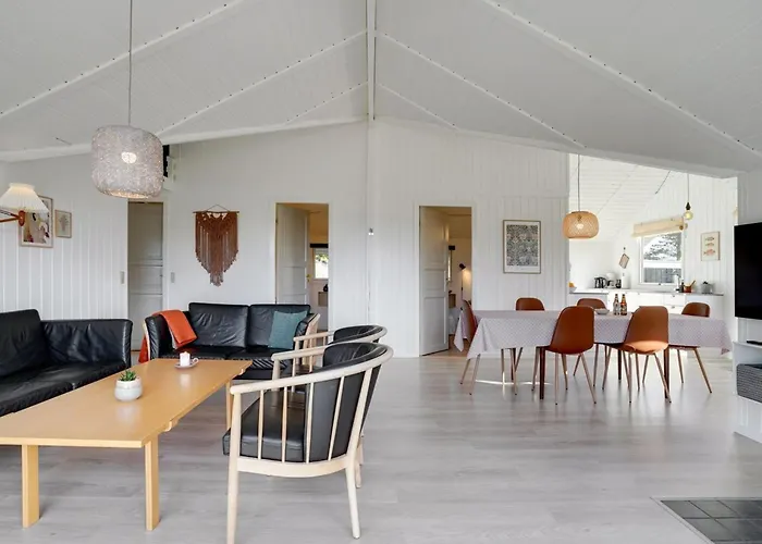 Ilsi - 1-5km From The Sea By Interhome Blåvand